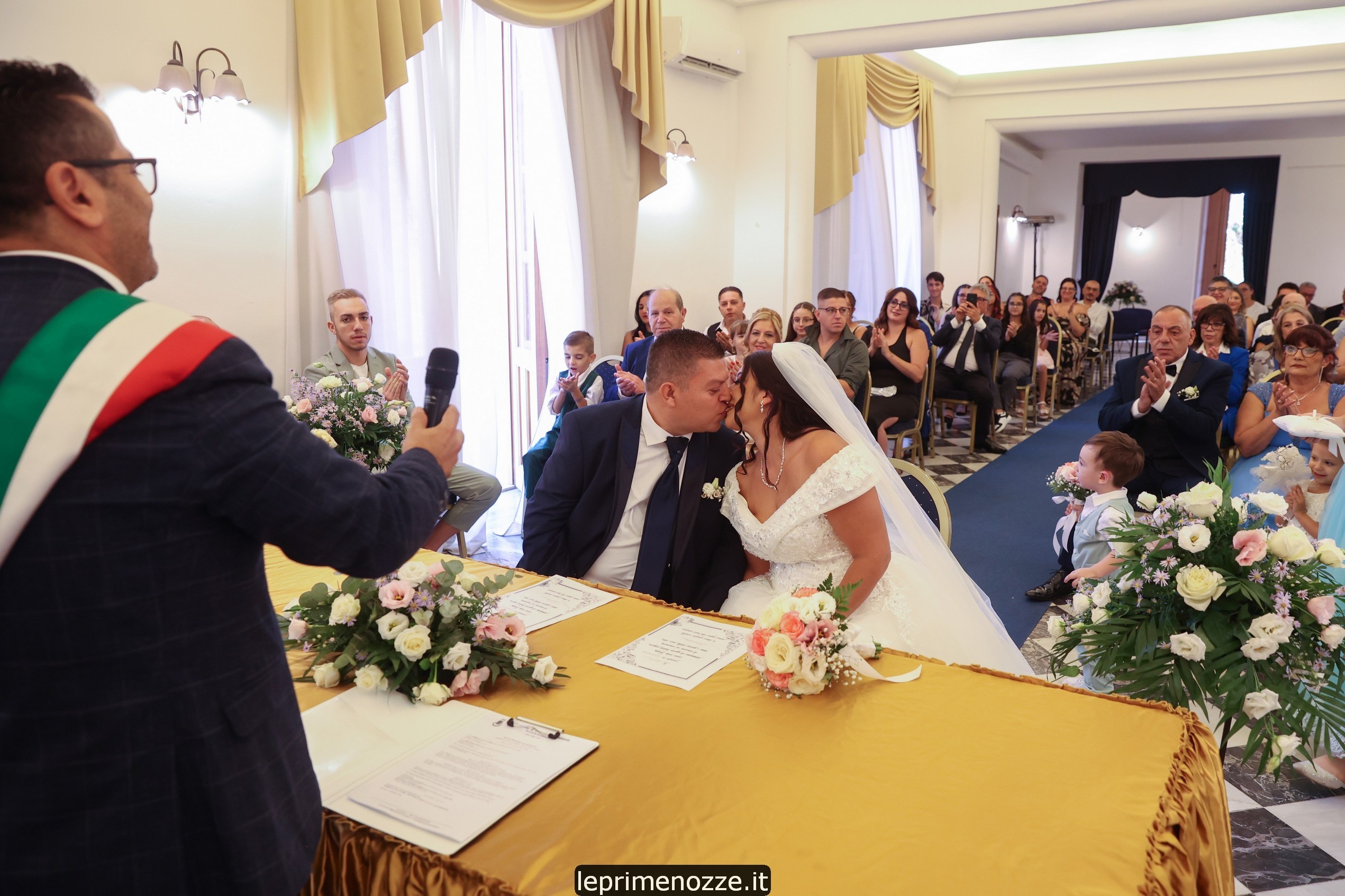 Neonato che dorme — sessione newborn Catania